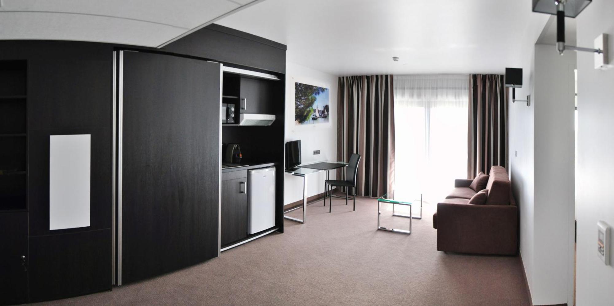 Golden Tulip Pornic Suites- Appart Hotel Bilik gambar