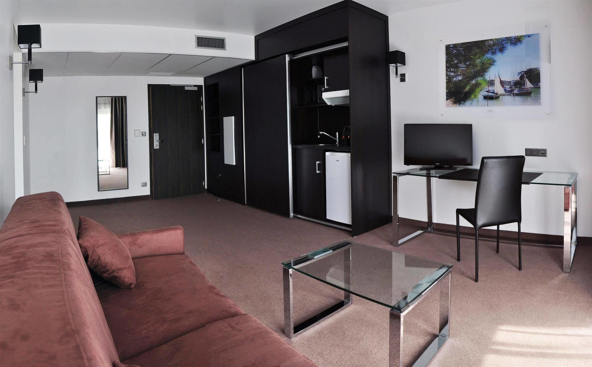 Golden Tulip Pornic Suites- Appart Hotel Luaran gambar