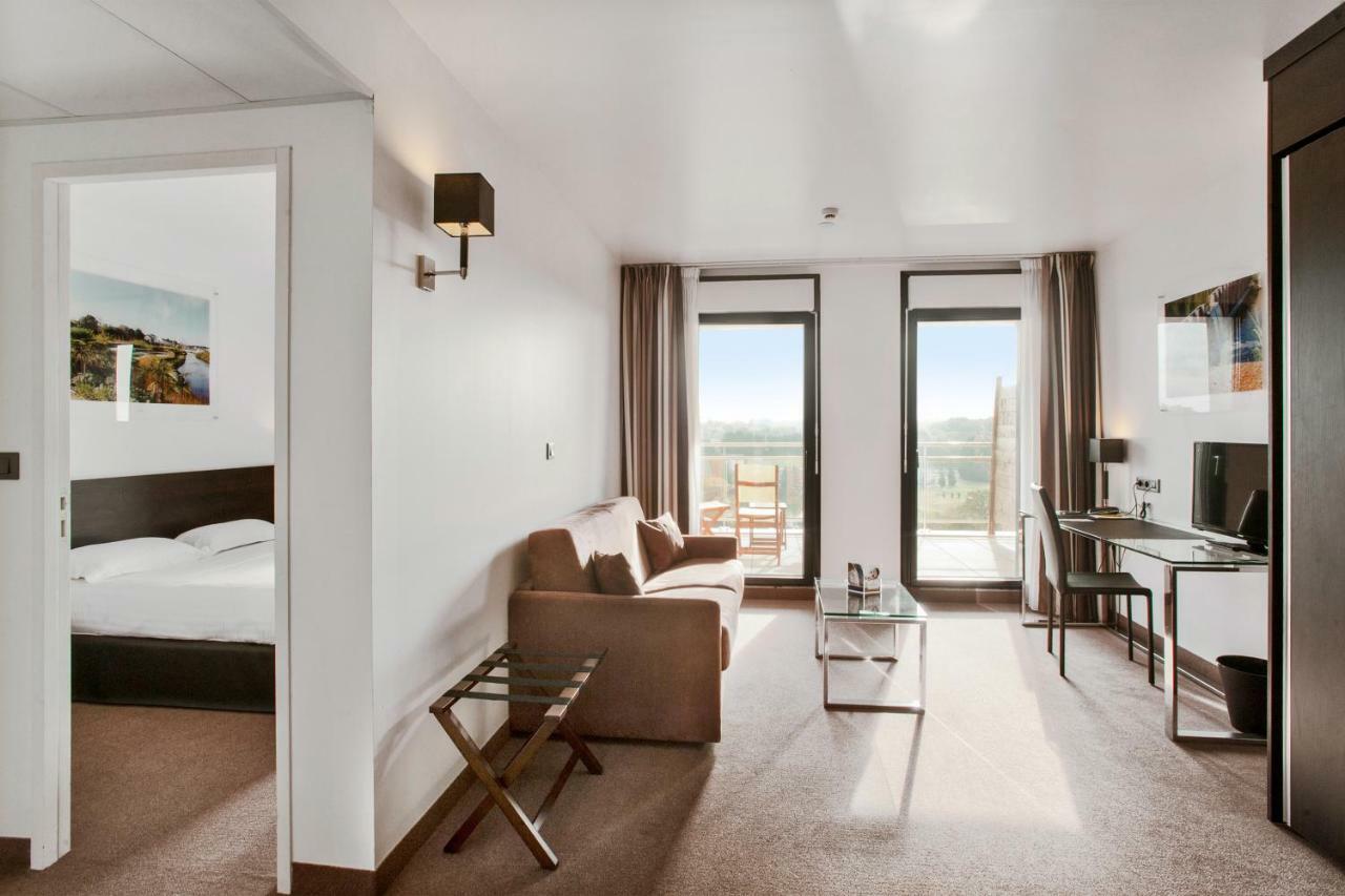 Golden Tulip Pornic Suites- Appart Hotel Luaran gambar