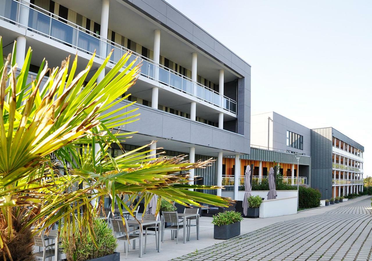 Golden Tulip Pornic Suites- Appart Hotel Luaran gambar
