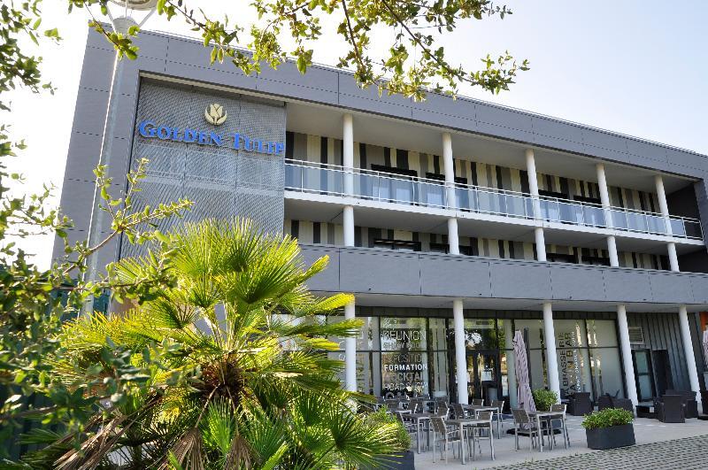Golden Tulip Pornic Suites- Appart Hotel Luaran gambar